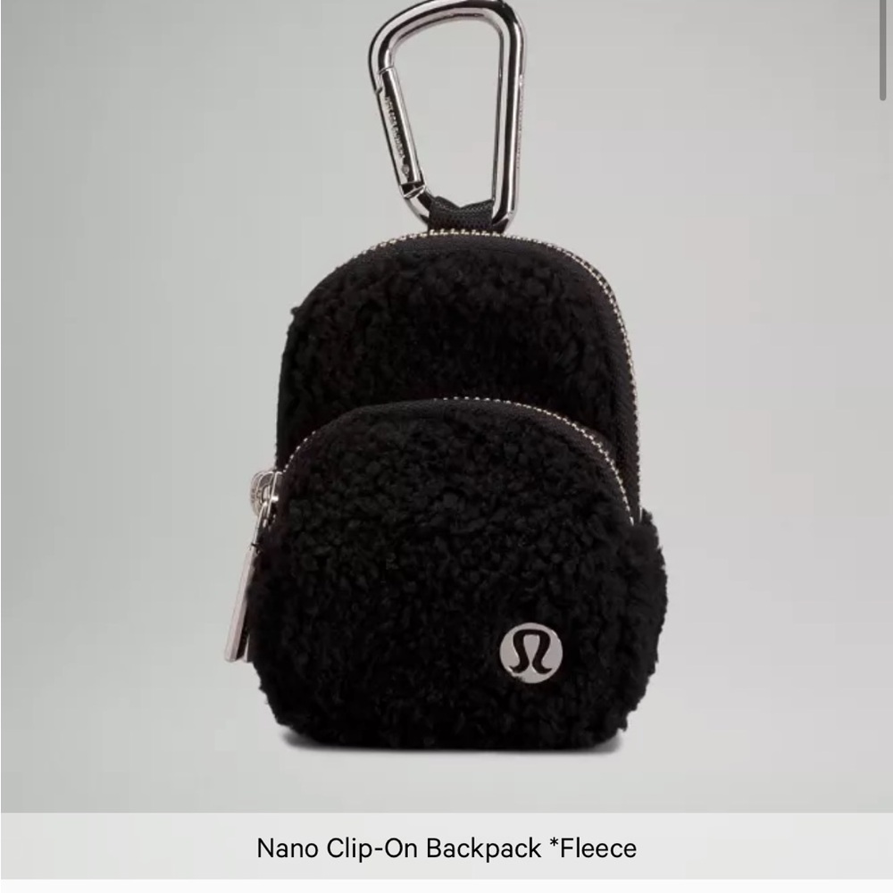 Lululemon Nano Clip-on / Belt-loop Fleece Black Backpack - Picture 5 of 8